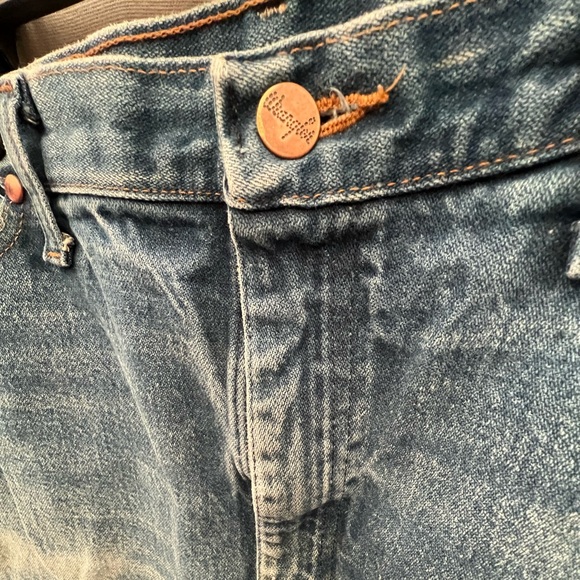 Vintage distressed 1980s Wranglers 36 x 36 - Picture 2 of 6